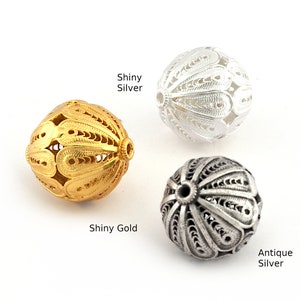 Flower Sphere Ball  Round Spacer Beads, Connector Brass Shiny Gold Plated, Antique Silver, Shiny Silver Plated  22mm  bab2 S422