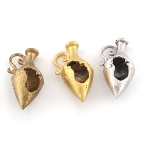 Amphoraberlocker 30 mm Rå mässing, Antiksilver, Förgylld mässing, hitta-berlock-hänge 1085