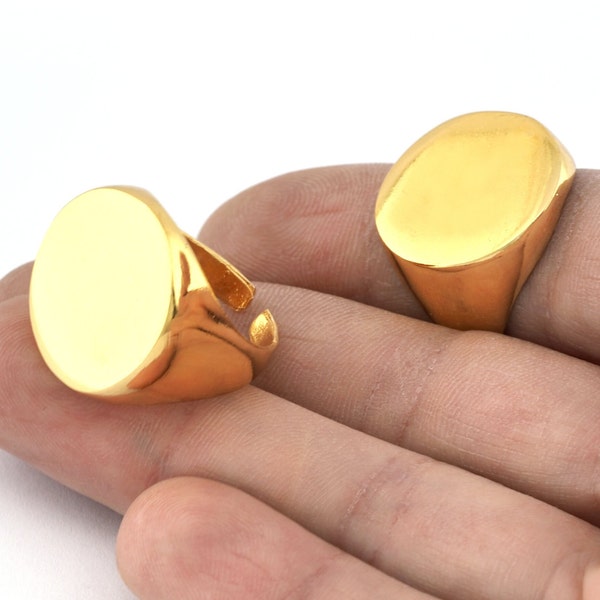 Signet Ring  Circle Adjustable Ring Blank - Shiny gold plated brass (18mm 8US inner size - Adjustable ) Oz3680