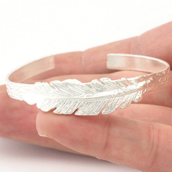 Feather Cuff Bracelet Shiny Silver Plated Brass  (55mm inner size - Adjustable ) OZ3162