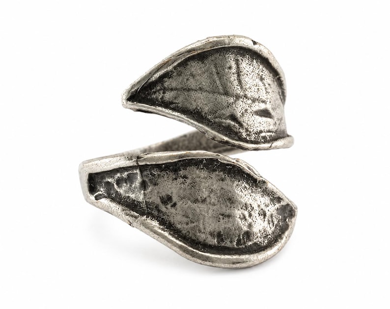 Adjustable antique silver leaf ring with rustic textured finish, nature inspired botanical jewelry, US size 8.5 adjustable ring.