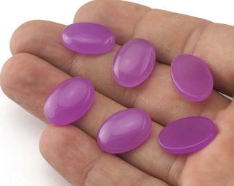 Limited Stock 5 pcs. Purple Quartzite Round Cabochon 18x13mm A13