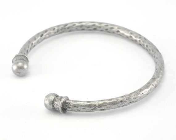 Beaten bangle 64mm Beaten bangle 64mm