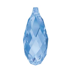 Briolette pendant 6010 Swarovski® light sapphire (211) 11x5.5mm cab100-10