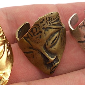Bague visage mythologique - Laiton brut, argent vieilli, plaqué or -3697 Antique Bronze
