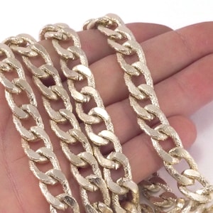 17x12mm Gold anodized Aluminum Shiny Chunky Gold Textured chain LAV2-1
