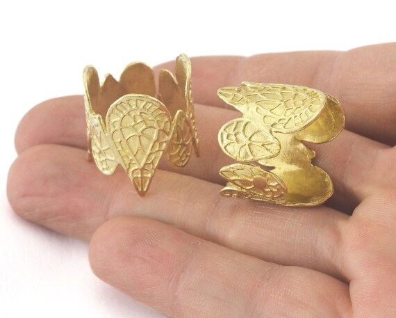 Drops Textured Adjustable Ring Raw Brass (19.5mm 9.5US Inner