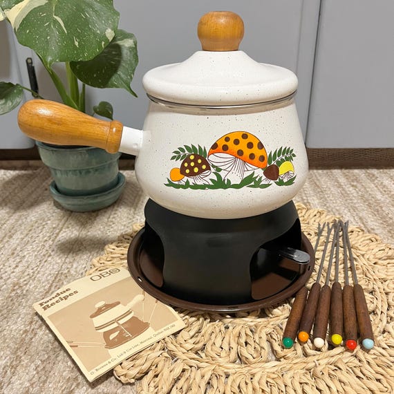 超希少　江戸末期 明治初期 桜井漆器 沈金 椀 10客 セットです。 Vintage 1970s Merry Mushroom Fondue Pot Set Sears Mushrooms