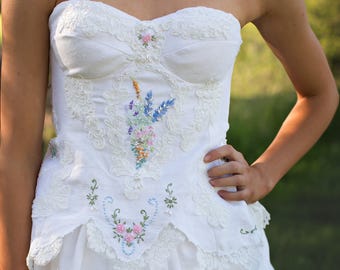 English Garden Embroidered Corset, English Wildflower Embroidered Corset, English Fairytale Wedding Corset, Embroidered Wedding Gown