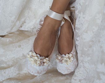 Zapatillas de bailarina nupcial princesa en Champagne -Princess Wedding Ballet zapatos planos de la encaje novia Ballet Shoe- Elegante encaje baila zapatillas
