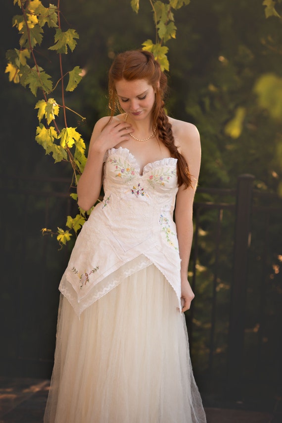 Spring Wildflower Embroidered Corset Wedding Gown,wildflower Bohemain Wedding  Dress,embroidered Corset Gown With Crinkle Tulle Skirt - Etsy