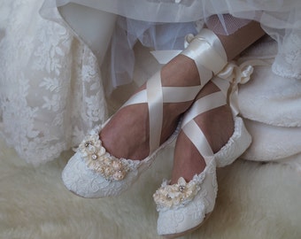 Princess Ballet Bridal Slipper, Ballerina Style Bridal Shoe, Extra Fancy Flat Lace Ballerina Style Wedding Shoe in Ivory with Rhinestones