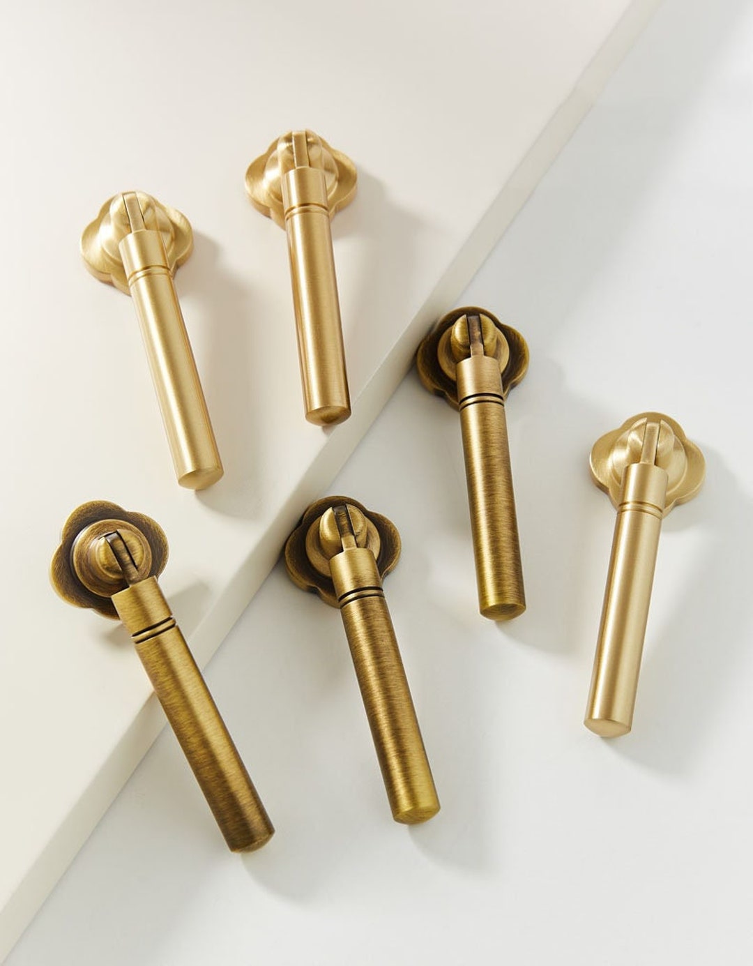 Brass Pendant Pull Drawer Pull Knobs Kitchen Hardware, Vintage Brass Dresser Pull