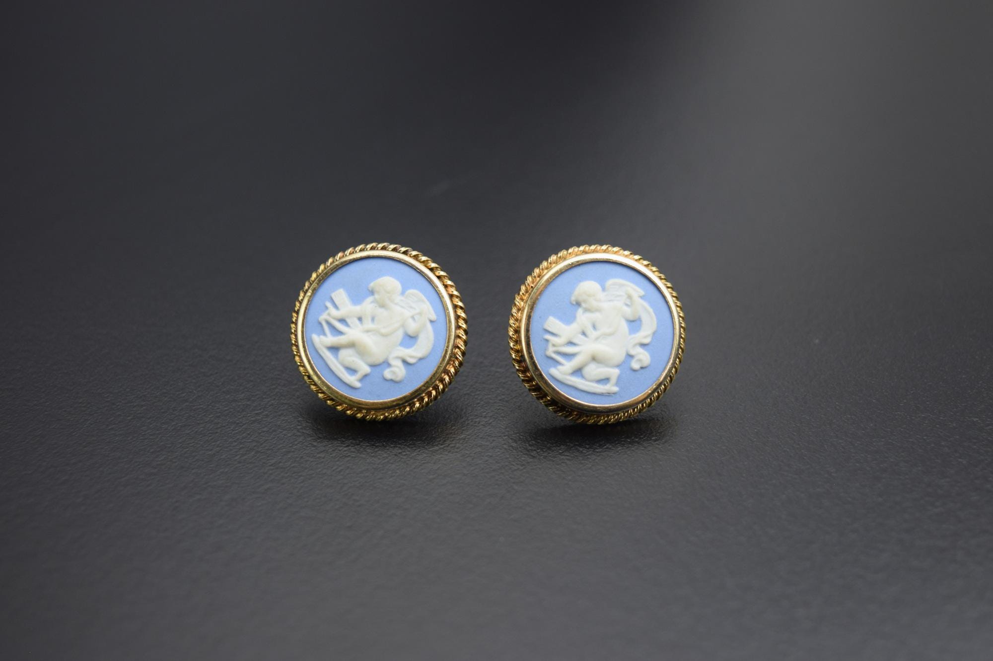 Vintage wedgwood blue jasperware earrings gold - Etsy 日本