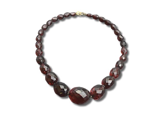 Magnificent Cherry Amber Bakelite necklace