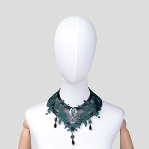 Black turquoise green gothic necklace, lace choker, brooch choker, neck corset, shoulder jewelry, vampire, cosplay, shoulder necklace gorget