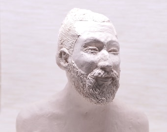 Happy bearded guy - small sculpture - man bust #412