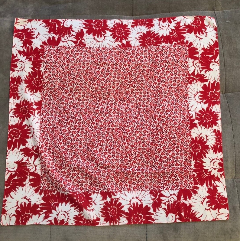VINTAGE 60s SCARF Red /& White Scarf Square 20 X 20