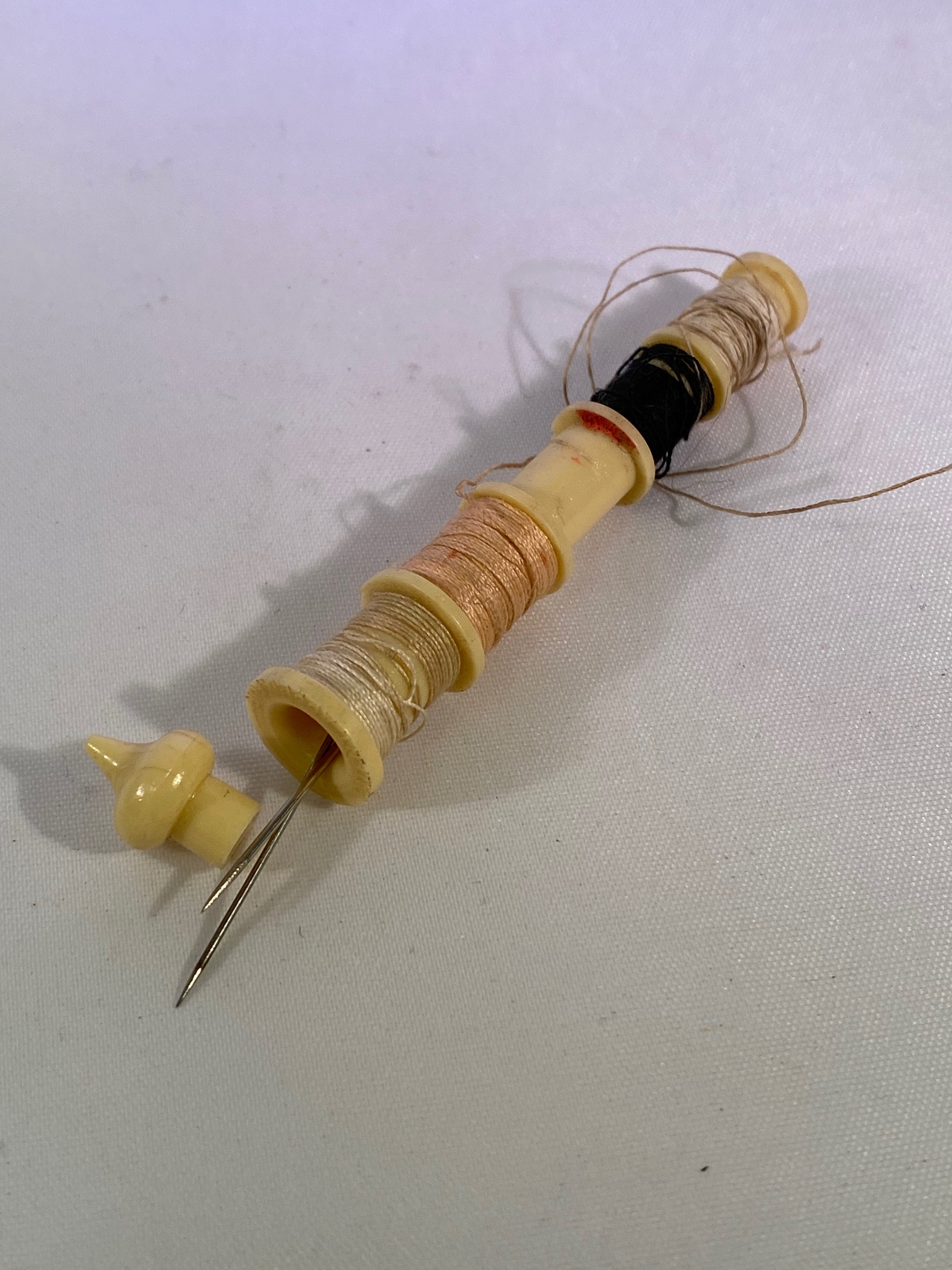 Antique/vintage Thread & Needle Case for 5 Color Bakelite Etsy