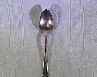 Vintage Oneida Tudor Silver Plate Teaspoon