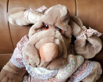 1981 wrinkles dog puppet