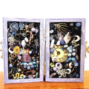 ODDITIES World! Handmade Micro Miniature Boxed Diorama, Miniature Diorama, Dioramas, 3 Inch Diorama, Trinket Box Diorama
