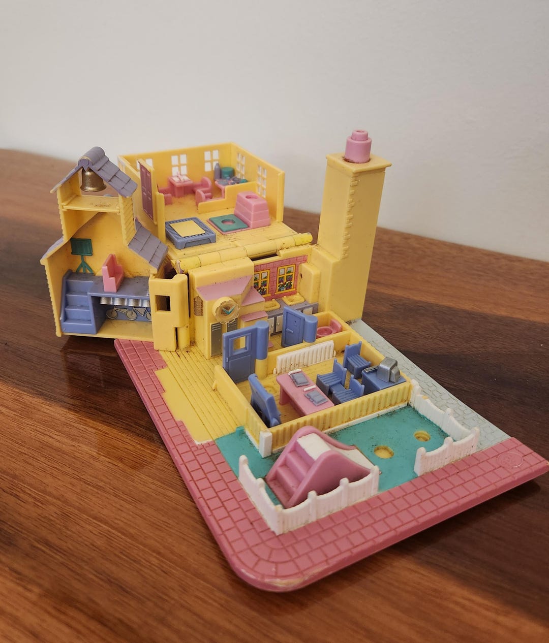 Polly Pocket House 90snull