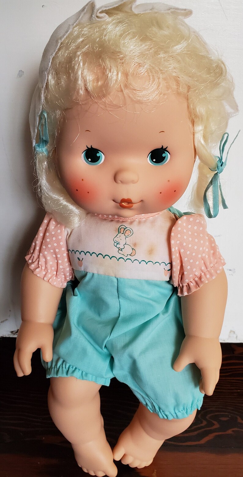 1982 strawberry shortcake doll