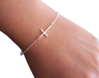 Bracelet croix en argent sterling, bracelet cross link, bracelet connecteur croisé, croix latérale, croix incorporée, minimaliste, simple