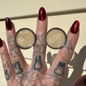 Snake Shed Surgical Steel Plugs- Size 1inch.
