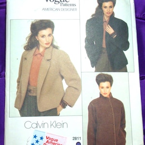 80s CALVIN KLEIN Bust 32.5 Unlined Jacket Loose Fitting Above Hip Length Collar and Sleeve Variations FF WiTH DESiGNER LABeL Vogue 2811
