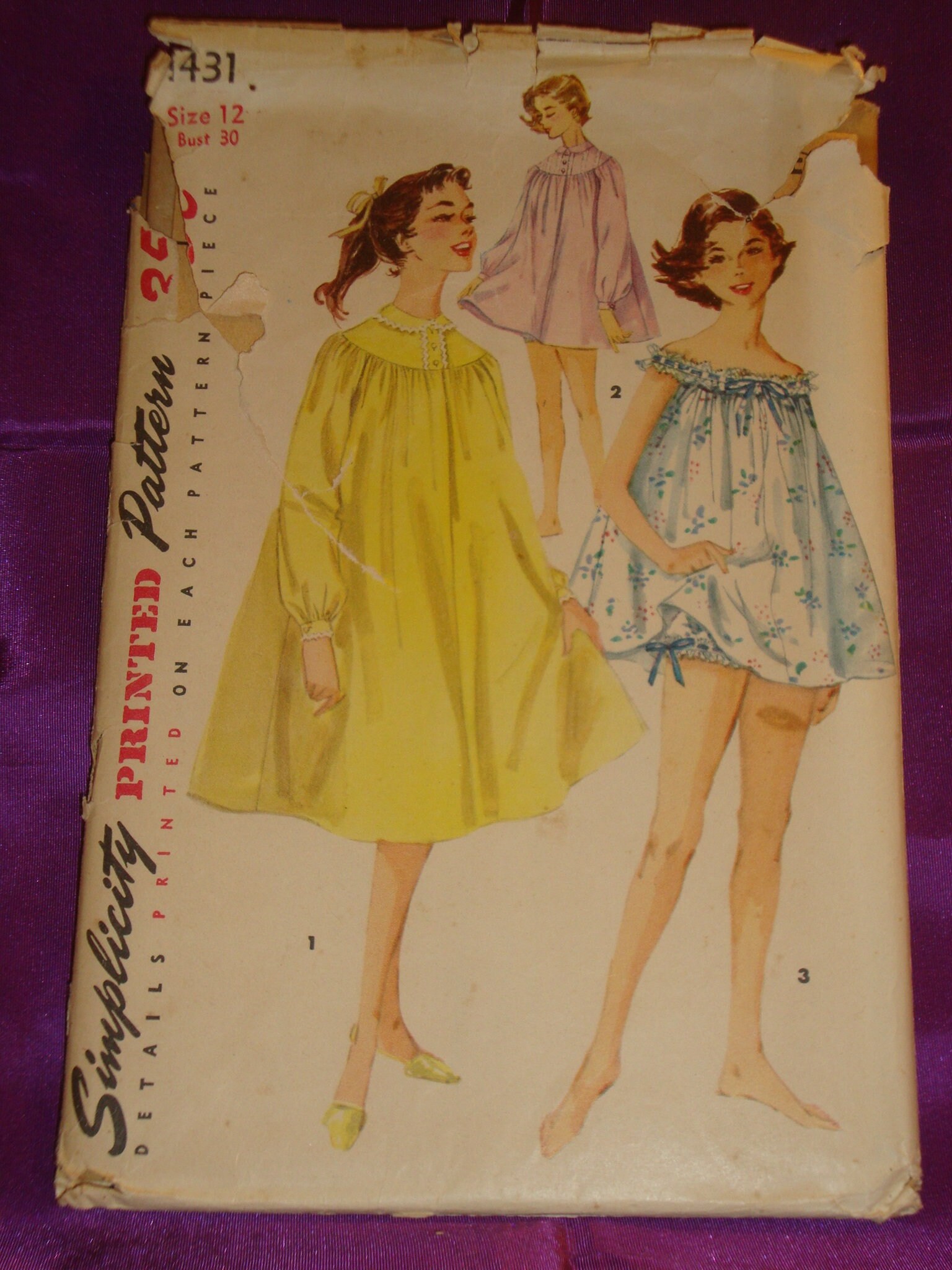 50s nightgown