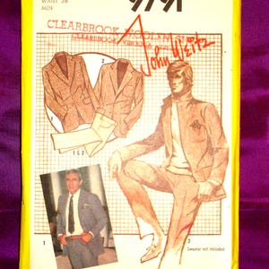 Poitrine 80s 42 JOHN WEITZ Veste doublée de boutons Col cranté Poches arrière passepoilées ou plaquées Pantalon avec braguette sur le devant FF Simplicity 9791