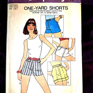 70s Waist 22.5 23.5 One Yard Classic Shorts n Short Shorts 4 Vws Fly Front High Waist or Hip Hugger Self Loops Junior 5 7 FF Simplicity 6946