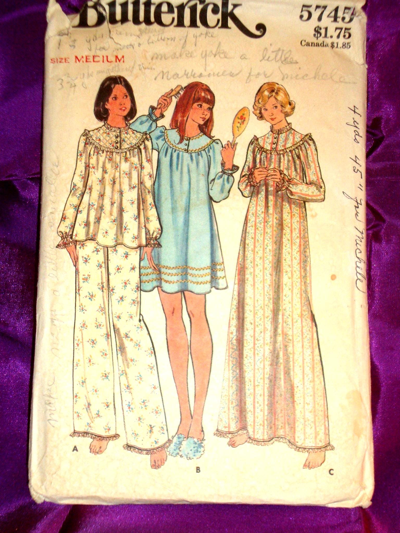 70s Sleepwear Nightgown 2 Lengths N Pajama Top Round Front N