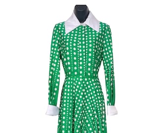 1970s Green and White Polka Dot Maxi Dress. Dagger Collared Dress with Full Circle Skirt. Flowy  Dress with Cuffed Long Sleeves. Size Small.