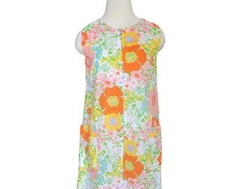 1960s Bright Floral Housedress. Zip Front A-Line Dress. Sleeveless Cotton Summer Dress with Pockets & Colorful Poppies. Size Medium