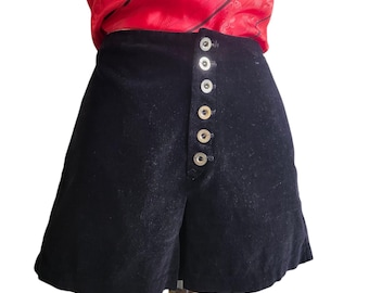 1970年代 ブラックベルベット ハイウエスト ショートパンツ / ボタンフロント / Sサイズ ウエスト26インチ