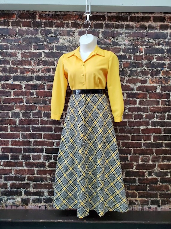 1970s Yellow Plaid Maxi Dress. 70s Shirtwaist Dre… - image 1