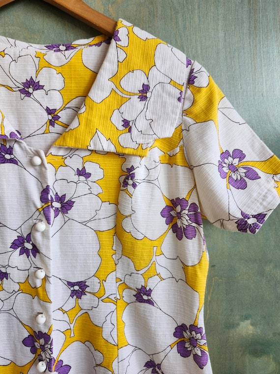 1960s Yellow Floral Romper. Yellow and Purple Tex… - image 6