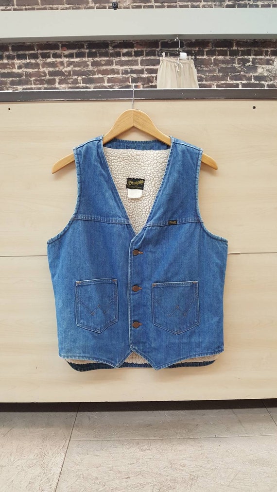 1970s Denim Vest. Men's Vest by Wrangler, Small, 4