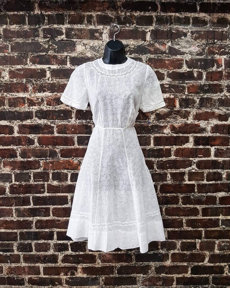 White Dress Size 28