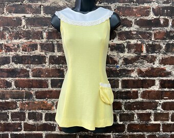 1960s Yellow Micro Mini Dress with White Lace Trim Collar and Pocket. Size Medium 38B 30W