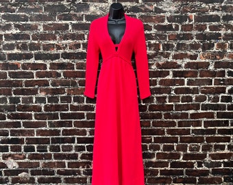 1970s Hot Pink Sweater Dress, Maxi Dress. Ribbed Knit Dress with Deep V Neck & Keyhole Front. Size Small, 36" Bust, 26" Waist.