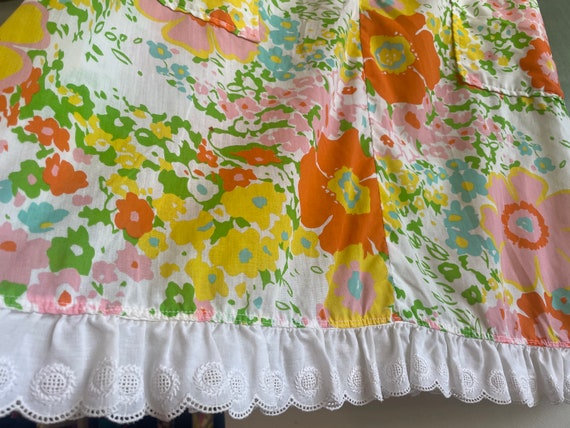 1960s Bright Floral Housedress. Zip Front A-Line … - image 6