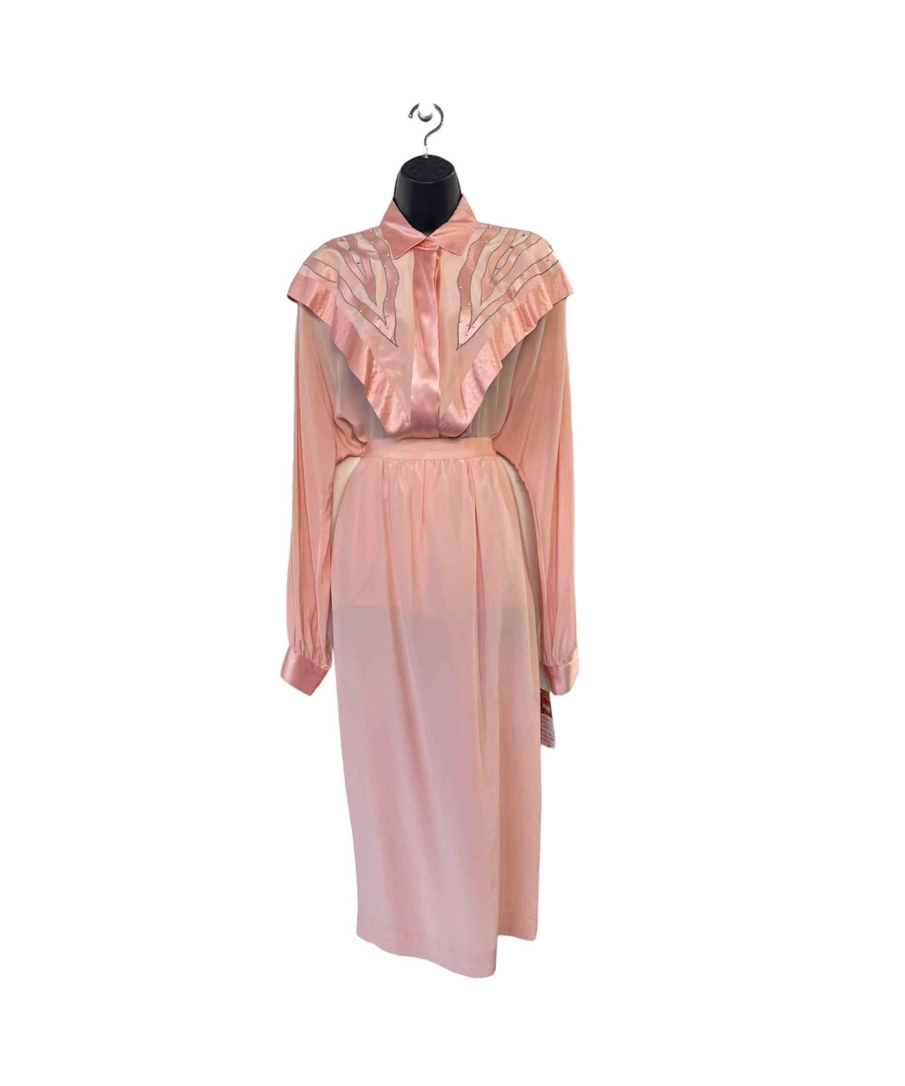 Peach skirt suit México