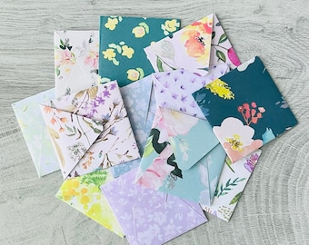 Assorted Mix / Floral / Mini Envelopes / Blank Note Cards / 2.5 x 2.5 / Set of 10