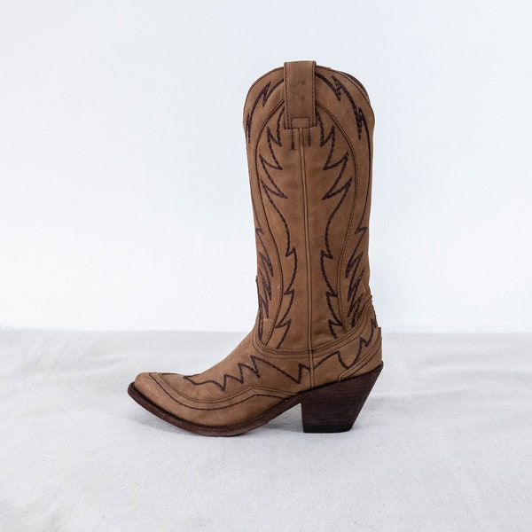 Old Gringo Chestnut Brown Suede Heeled Western Boots w/ Dark Brown Stitch Design | UNWORN New In Box | Size 7B | Designer Boho Cowgirl Boots