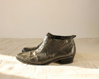 cropped cowboy boots