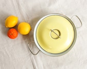 Vintage MES Pastel Yellow Enamelware Pan With Matching Lid Made in Germany Mid Century, Modern Vintage Casserole Dish, Enamel Cookware